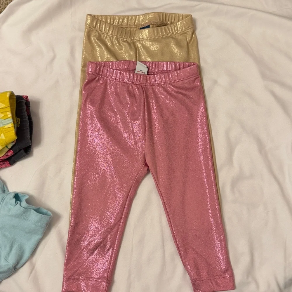 Old Navy Leggings and T-shirt